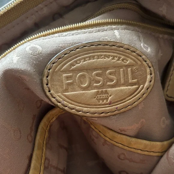 Fossil Brown Leather Cutout Shoulder Bag - Picture 16 of 16